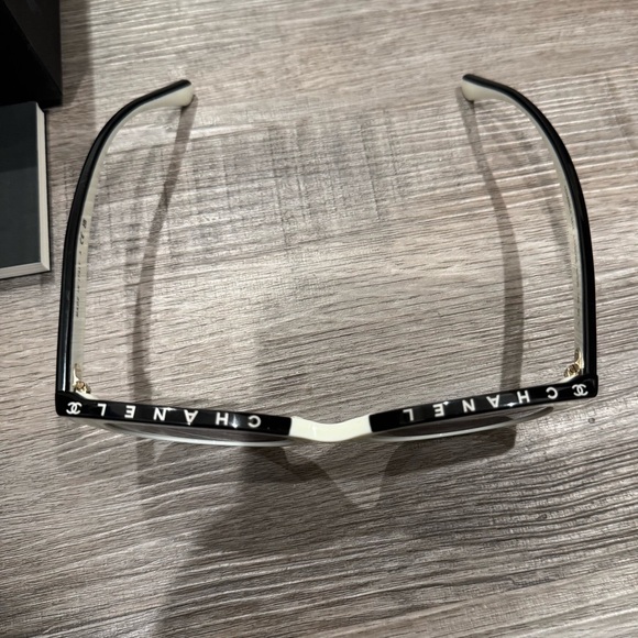 Chanel Butterfly CC Logo White and Black Sunglasses CH5414 main image 13